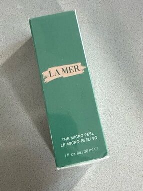 La Mer the micro peel